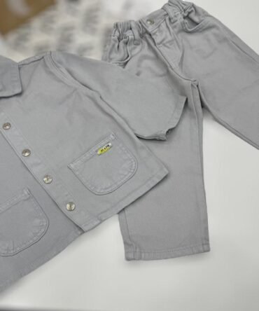 Ensemble en jean Gris