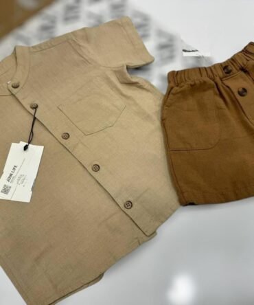 Ensemble chemise col mao et short en lin