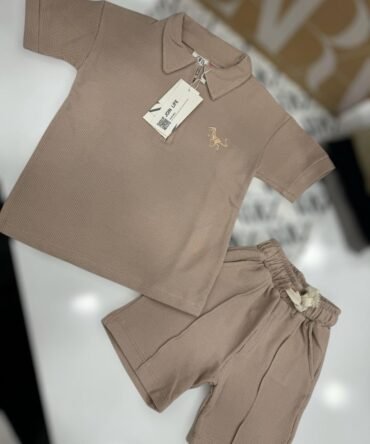 Ensemble polo zippé + short en coton texturé