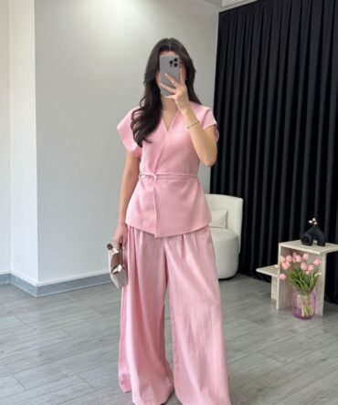 Ensemble gilet pantalon en lin rose