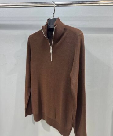 Pull col zippé marron